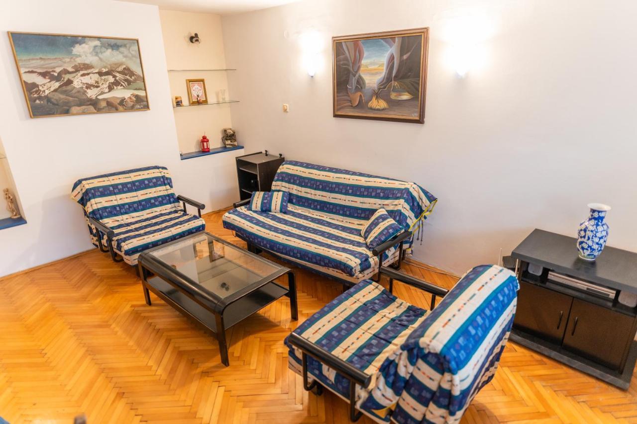 The Vintage Nest Apartment Skopje Exterior photo