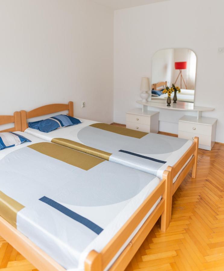 The Vintage Nest Apartment Skopje Exterior photo