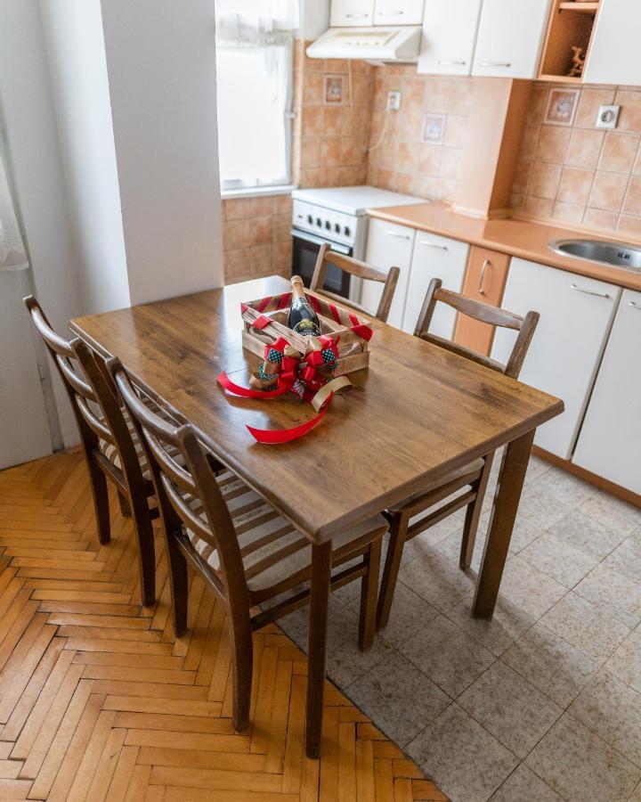 The Vintage Nest Apartment Skopje Exterior photo